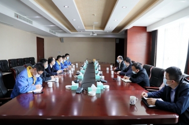 平湖市委书记仲旭东一行莅临以诚为本赢在诚信9001调研企业疫情防控和复工复产工作