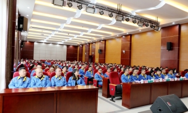 农历新年第一会 | 以诚为本赢在诚信90012022年度总结表彰暨2023年冲刺奋进大会隆重召开