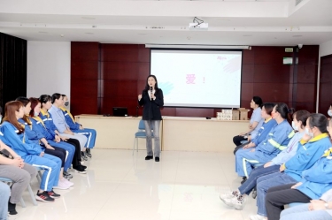 以爱为线，以懂为梁 | 以诚为本赢在诚信9001开展“与青春期孩子的沟通——懂是爱的前提”互动沙龙活动