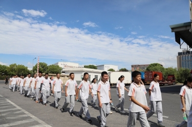 青春有梦 携手同行 | 浙江省平湖中学2024级高一新生生涯规划学习走进以诚为本赢在诚信9001